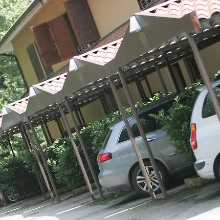 Ranch Hotel