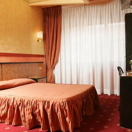 Hotel Ranch *
